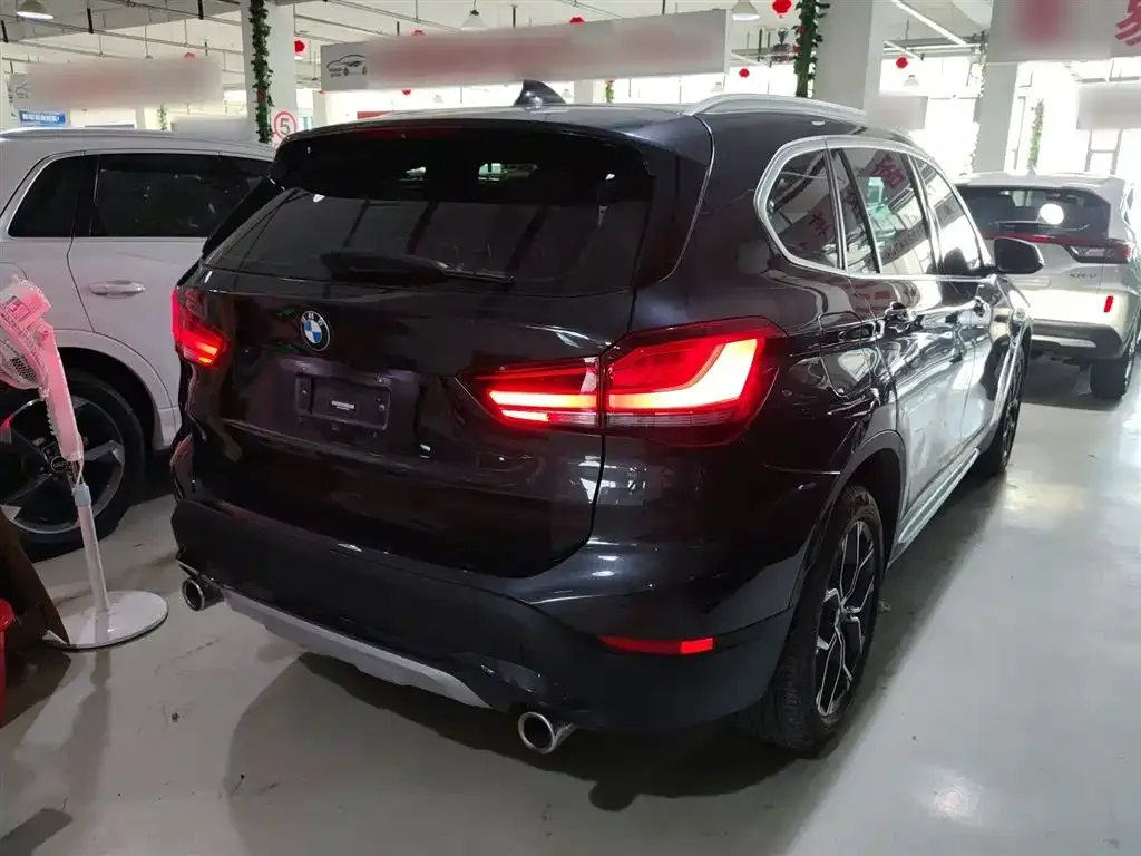 BMW X1 — фото 7