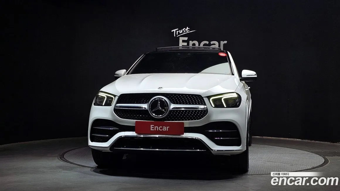 Mercedes-Benz GLE-Class — фото 6