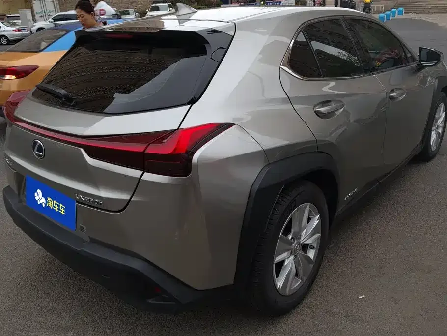 Lexus UX 2021 из CN, фото 8