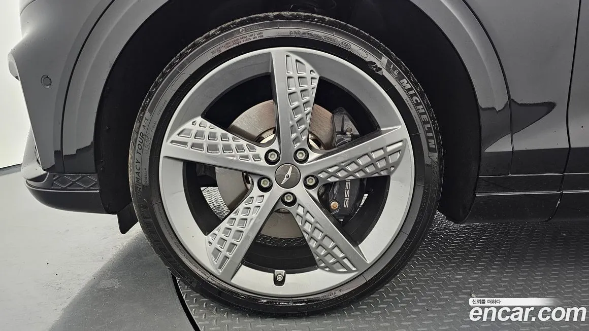 Genesis GV70 — фото 5