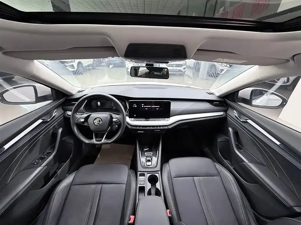 Skoda Octavia — фото 8