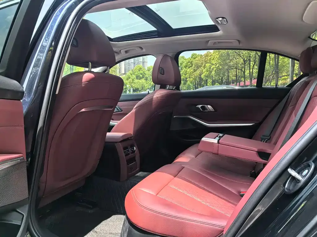 BMW 3 Series — фото 7