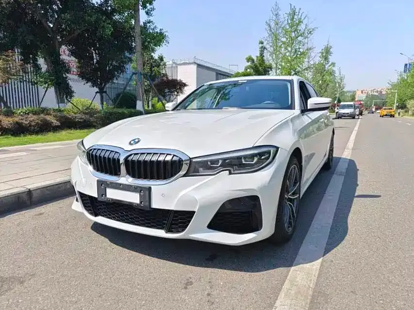 BMW 3 Series — фото 1