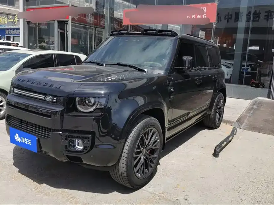 Land Rover Defender — фото 1