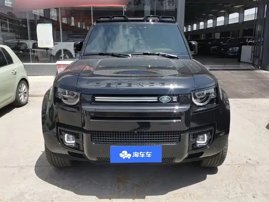 Land Rover Defender — фото 10