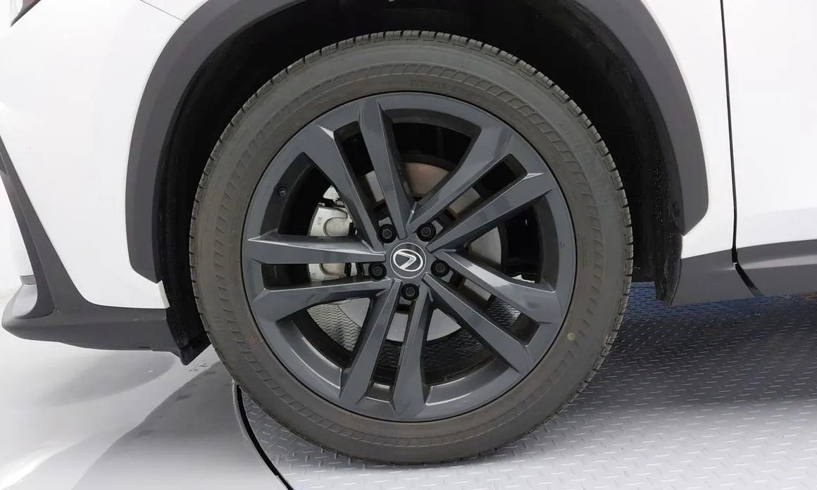 Lexus NX 2025 из KR, фото 9