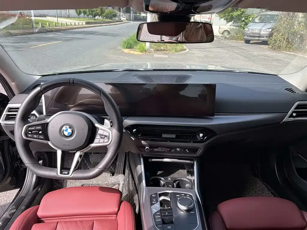 BMW 3 Series 2025 из CN, фото 6