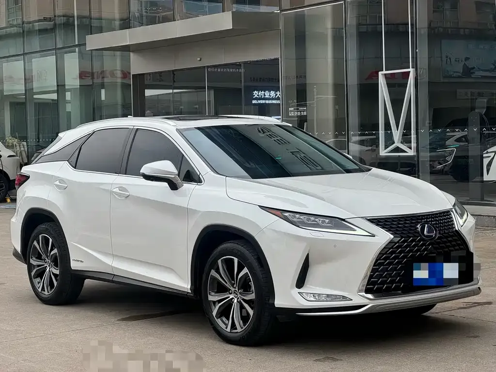 Lexus RX — фото 1