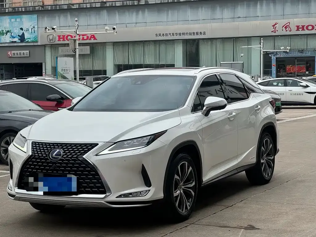 Lexus RX — фото 8