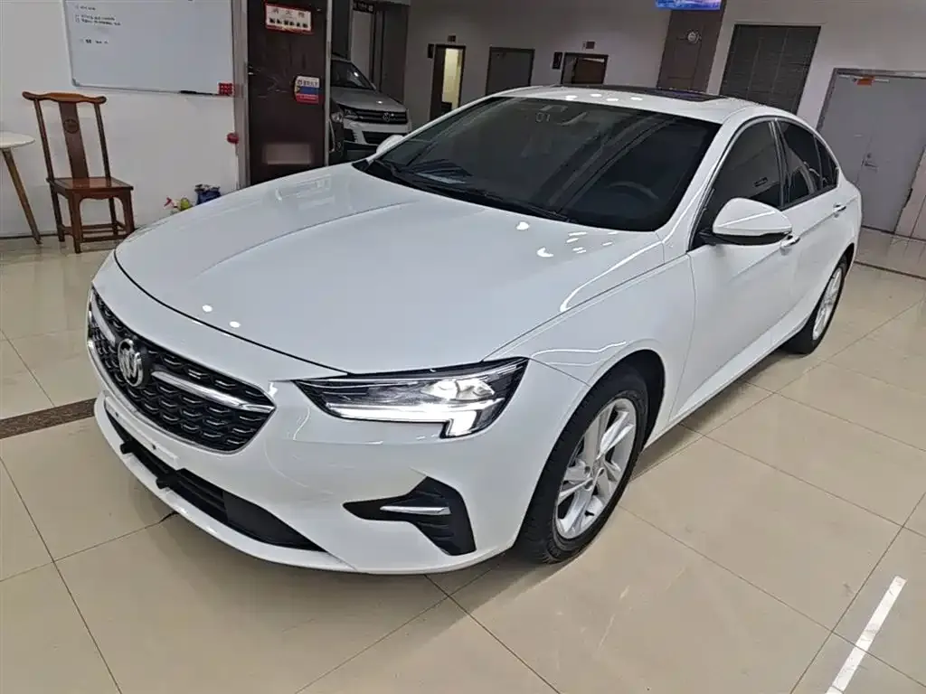Buick Regal — фото 10