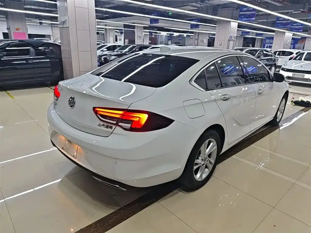 Buick Regal — фото 5