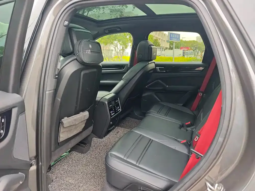 Porsche Cayenne 2021 из CN, фото 6