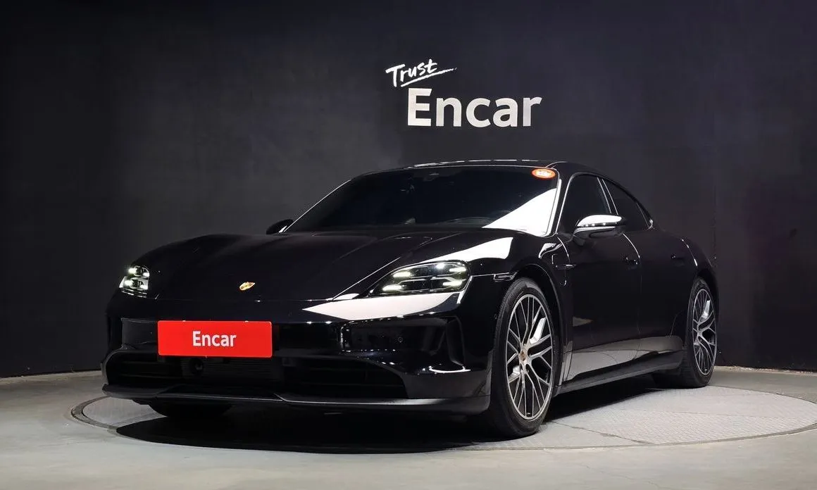 Porsche Taycan