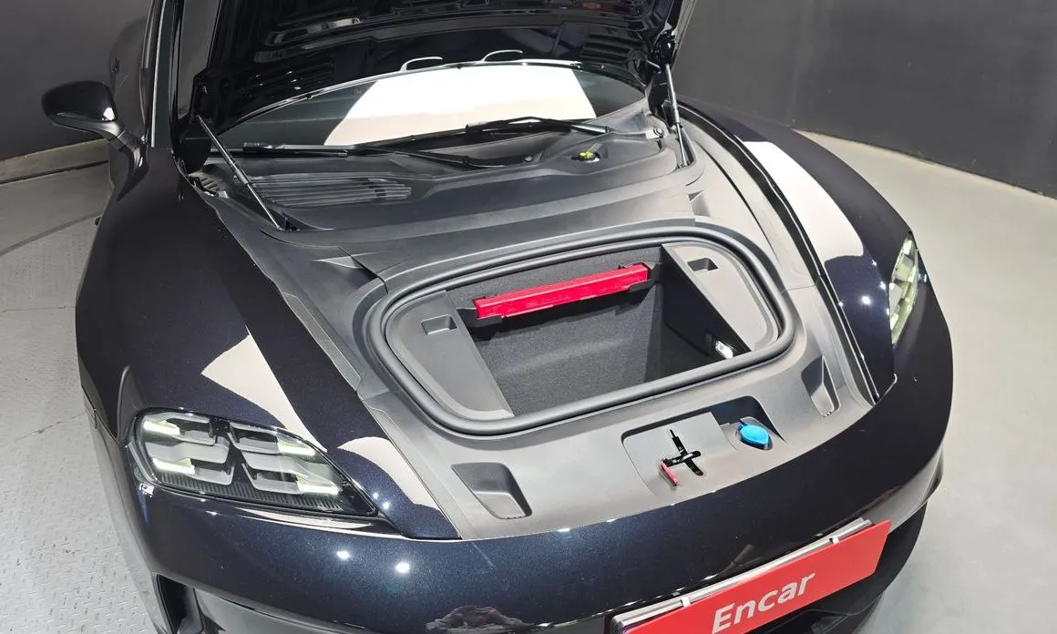 Porsche Taycan 2025 из KR, фото 8