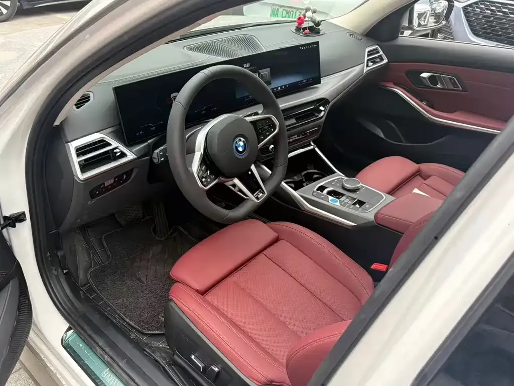 BMW i3 — фото 7