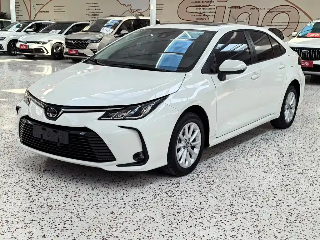 Toyota Corolla 2022 из CN, фото 1