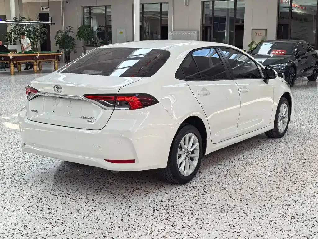 Toyota Corolla 2022 из CN, фото 2