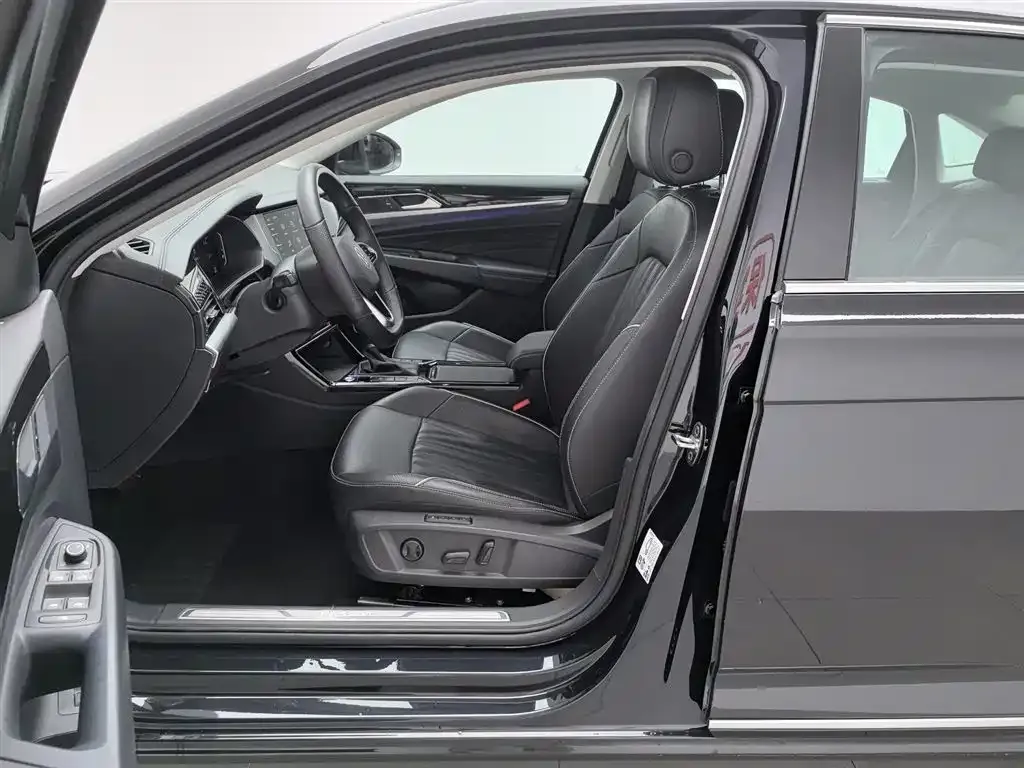 Volkswagen Passat — фото 9