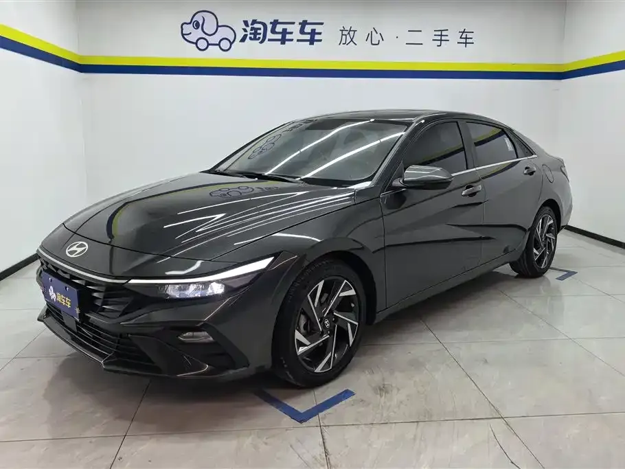 Hyundai Elantra 2024 из CN, фото 1