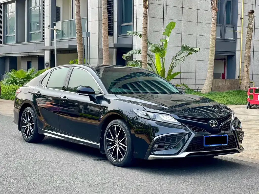 Toyota Camry 2024 из CN, фото 4