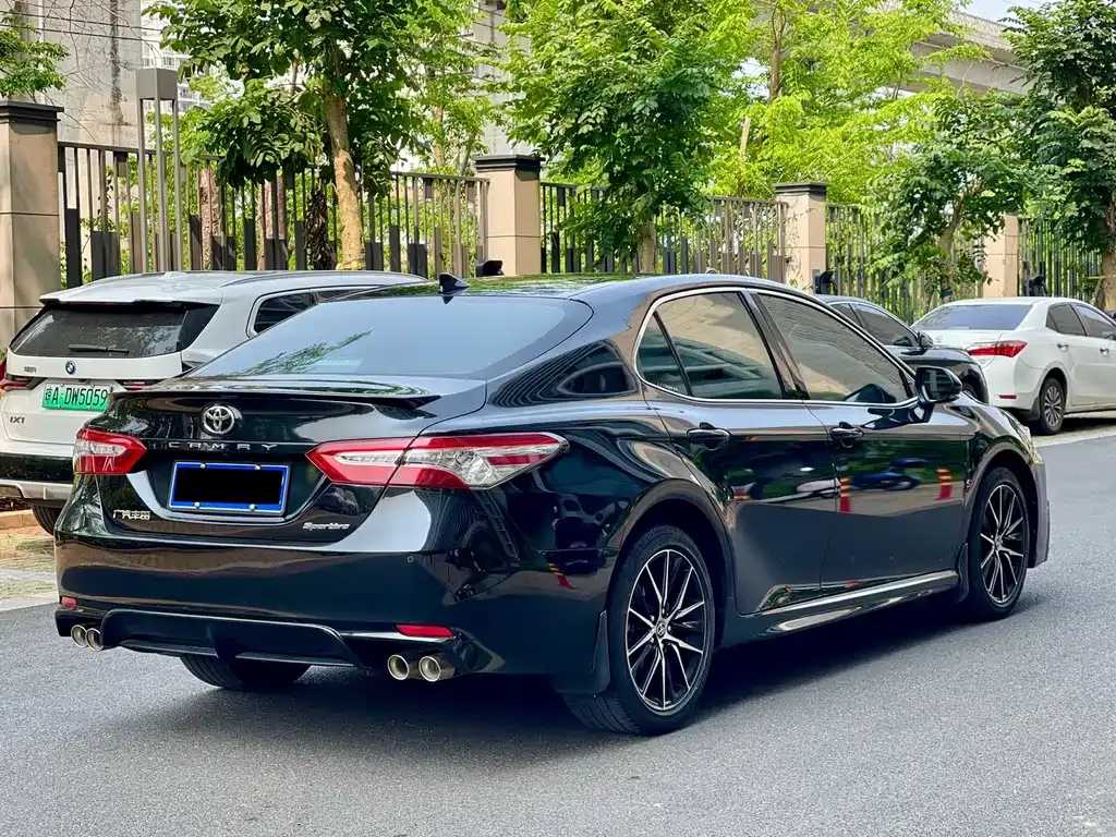 Toyota Camry 2024 из CN, фото 9