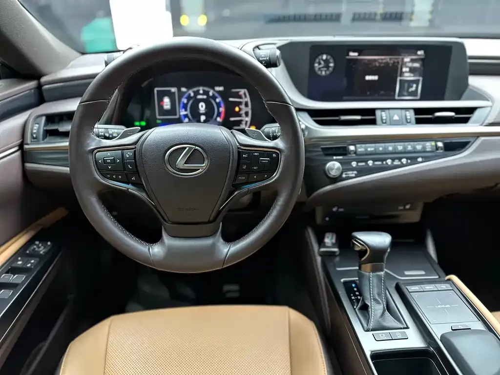 Lexus ES 2021 из CN, фото 4