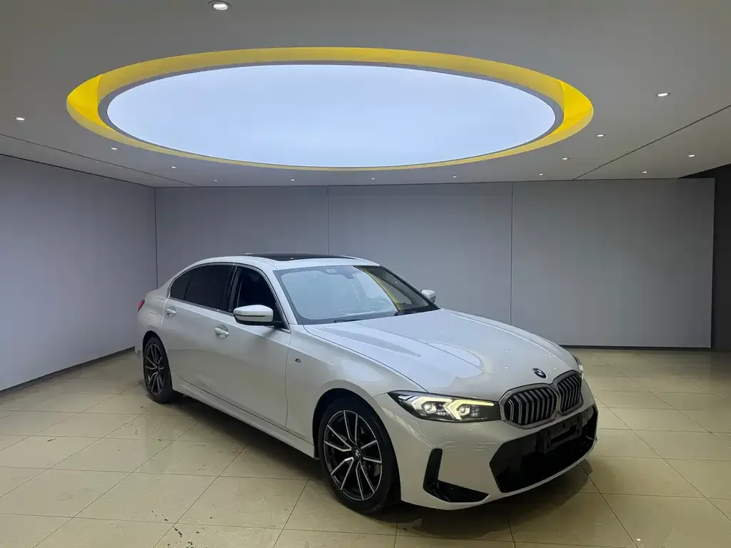 BMW 3 Series 2023 из CN, фото 4