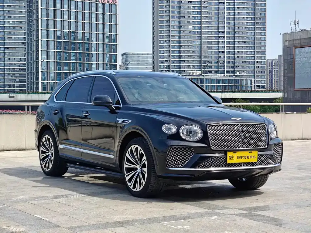 Bentley Bentayga 2022 из CN, фото 8