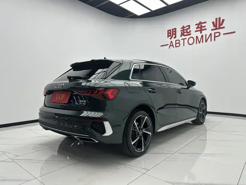 Audi A3 2023 из CN, фото 8