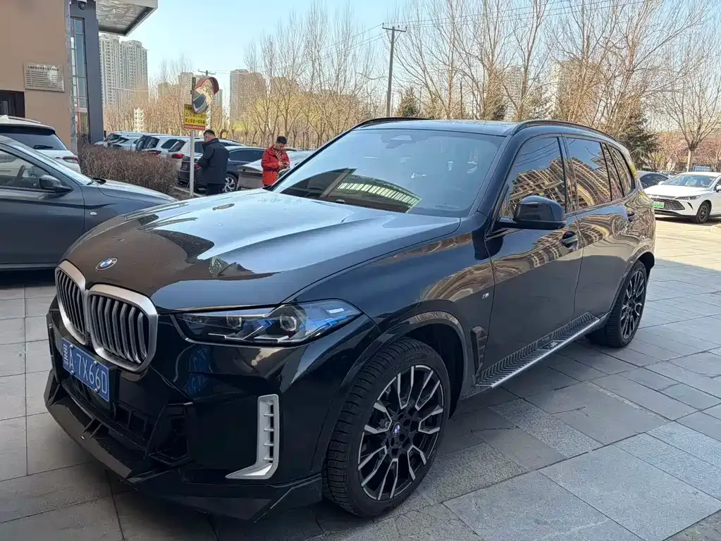 BMW X5 — фото 1