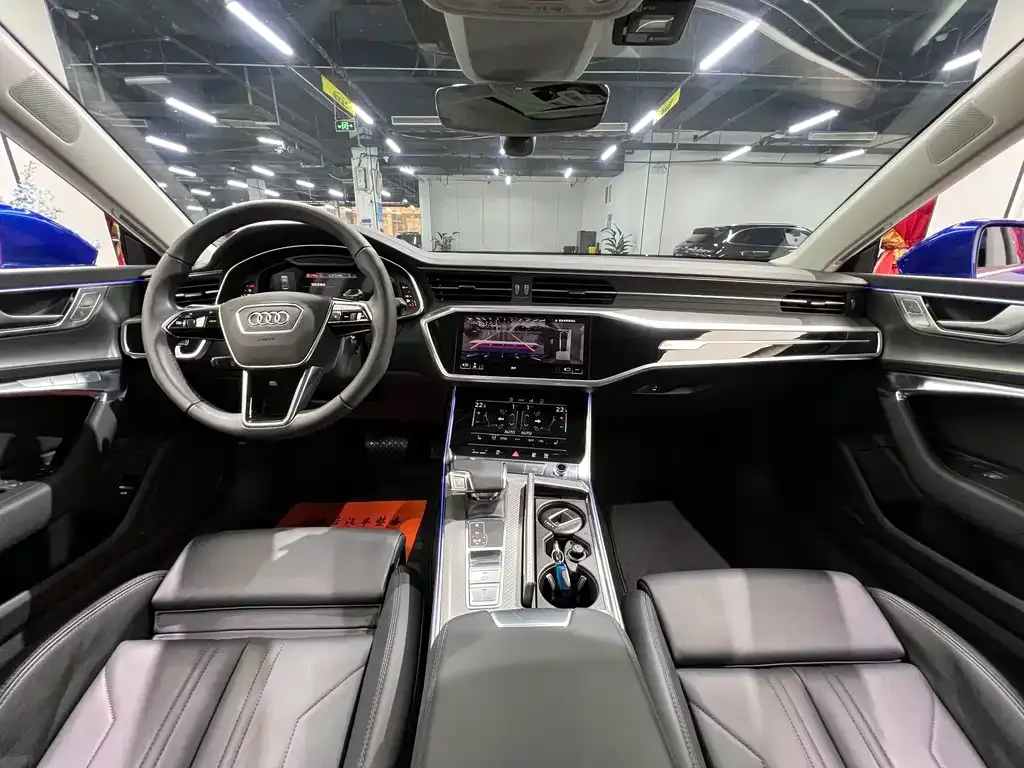 Audi A7 — фото 7