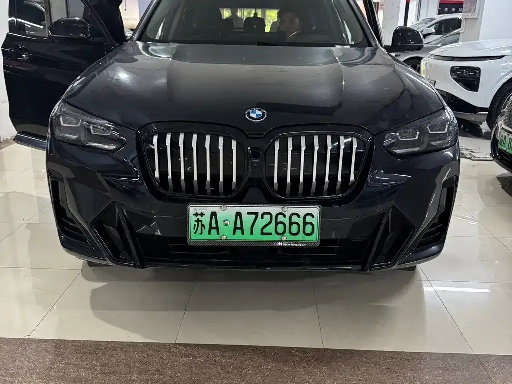 BMW iX3 2024 из CN, фото 7