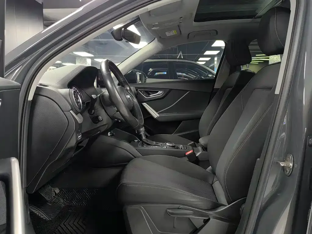 Audi Q2L 2021 из CN, фото 7