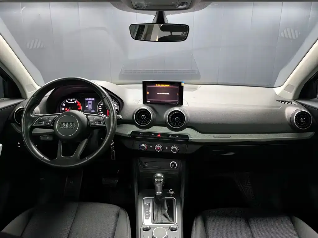 Audi Q2L 2021 из CN, фото 8