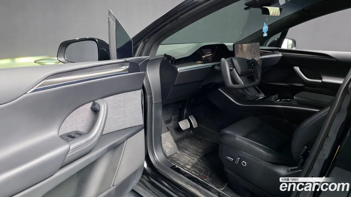 Tesla Model X 2023 из KR, фото 8