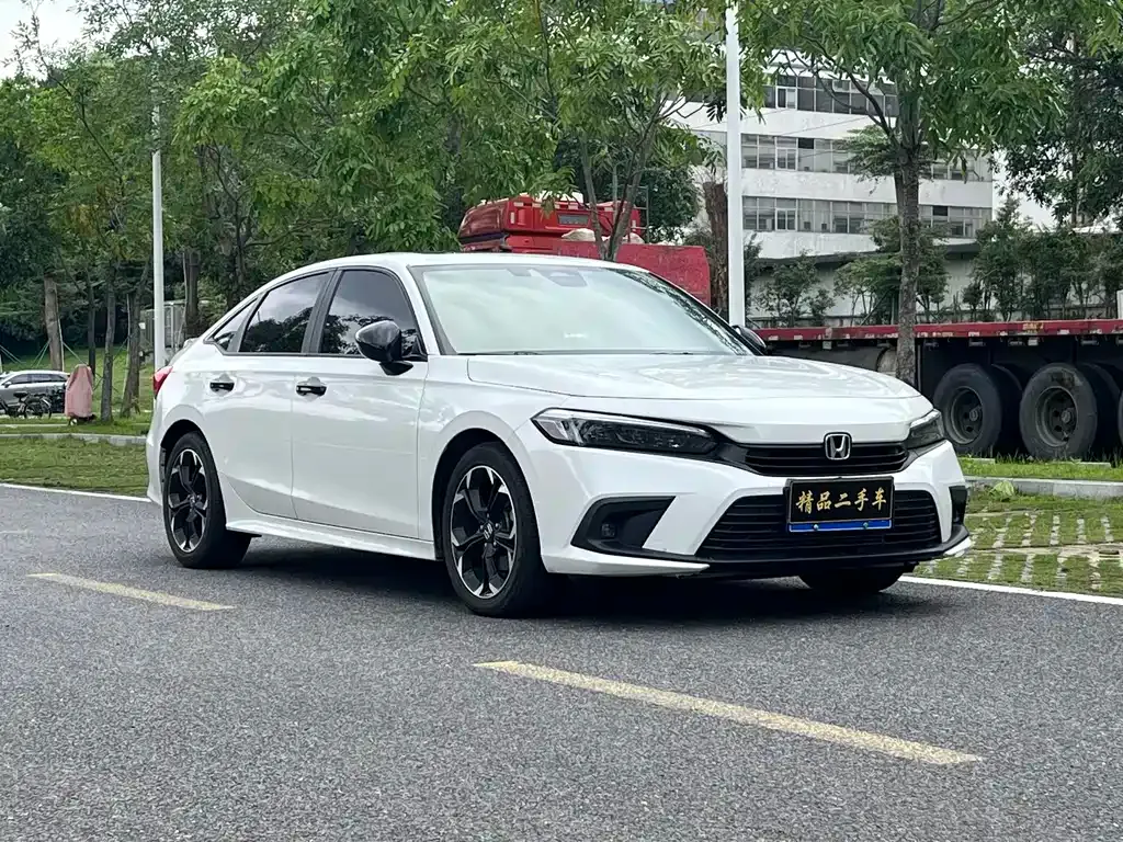 Honda Civic — фото 10