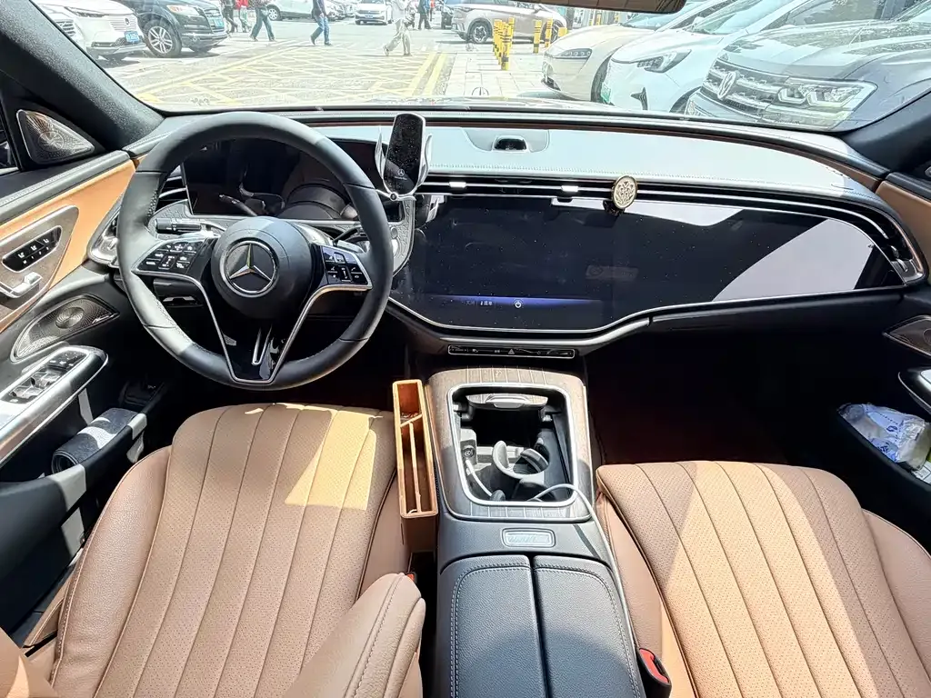 Mercedes-Benz E-Class 2026 из CN, фото 9