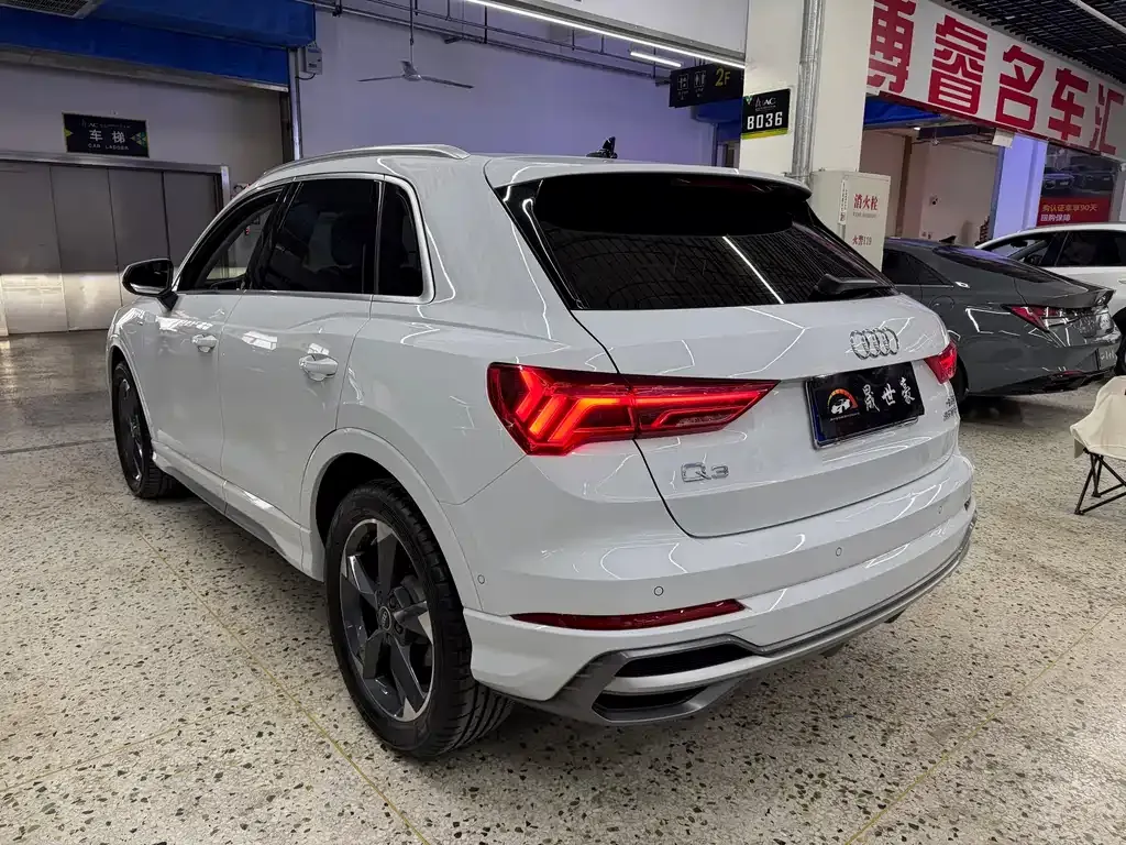 Audi Q3 — фото 5