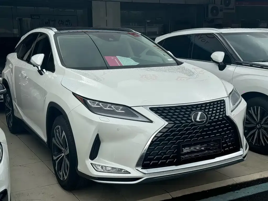 Lexus RX — фото 9