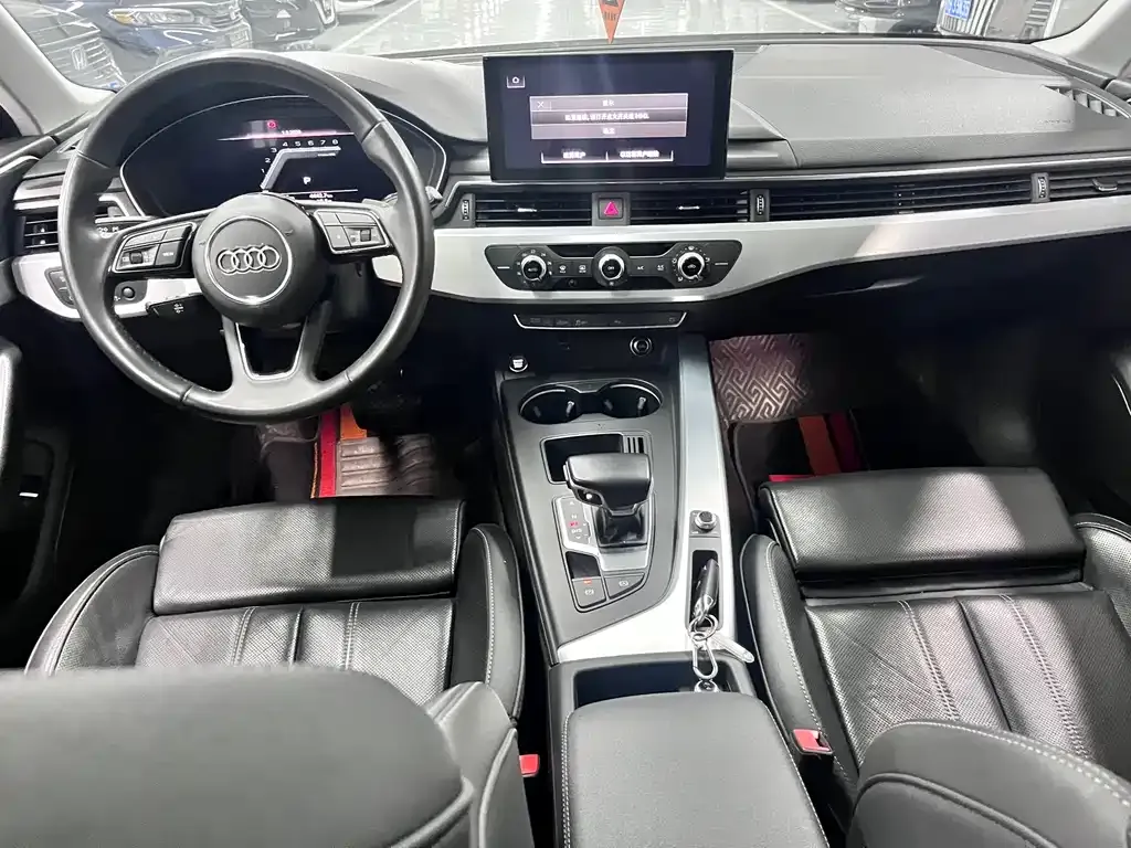 Audi A4L 2023 из CN, фото 7