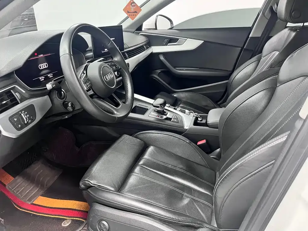 Audi A4L 2023 из CN, фото 10