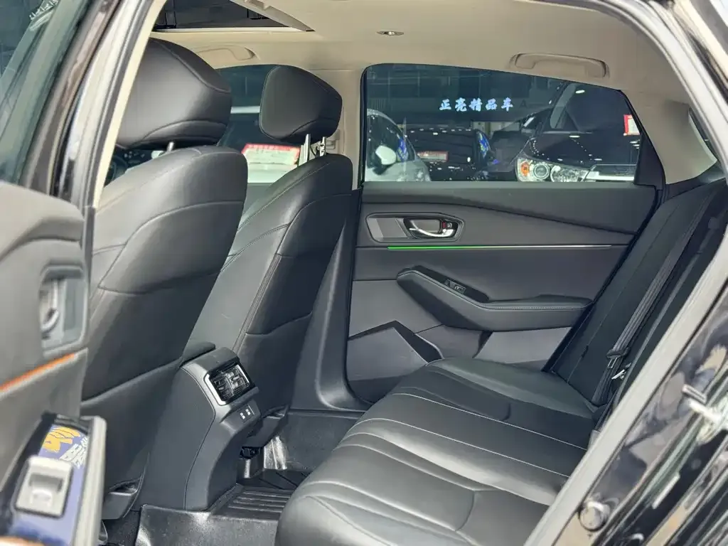 Honda Accord 2024 из CN, фото 10