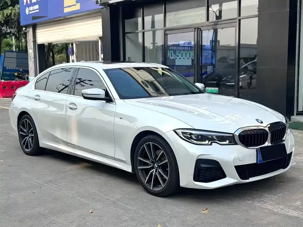 BMW 3 Series 2021 из CN, фото 2