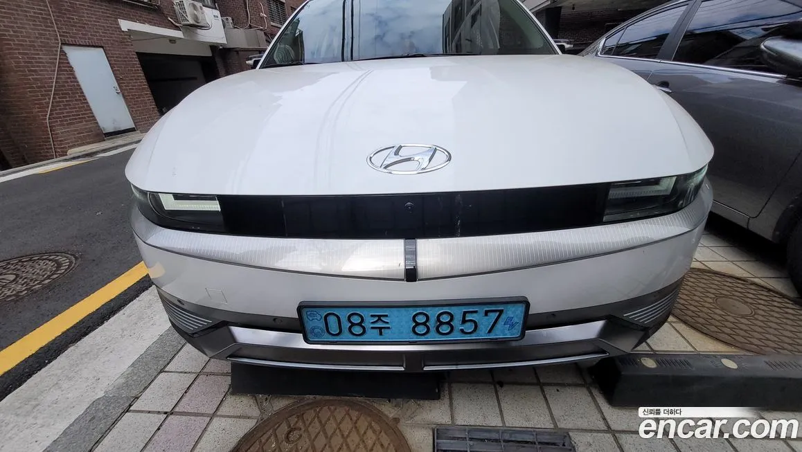 Hyundai Ioniq5 — фото 1