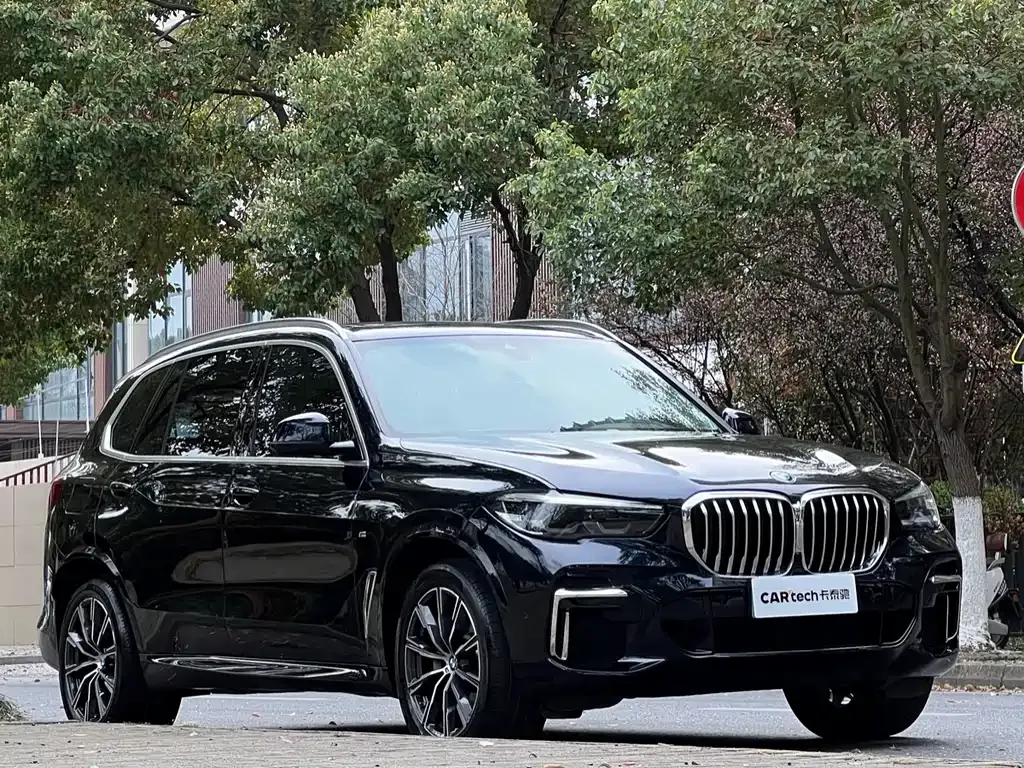 BMW X5 — фото 8
