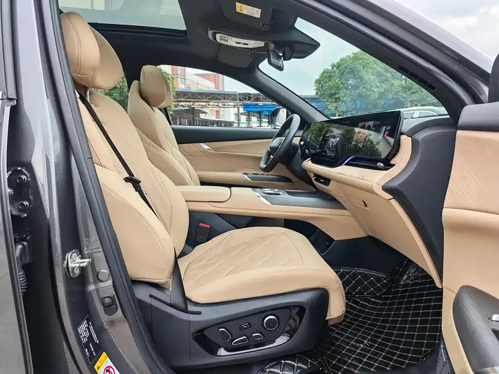 Changan CS75PLUS — фото 2