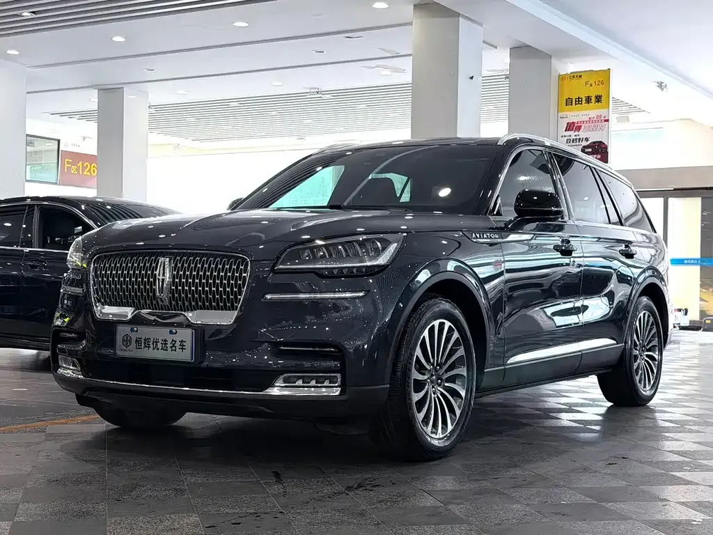 Lincoln Aviator 2022 из CN, фото 1
