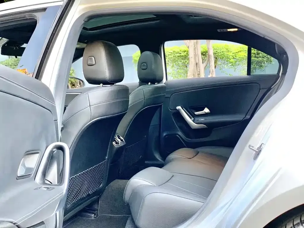 Mercedes-Benz A-Class 2021 из CN, фото 4