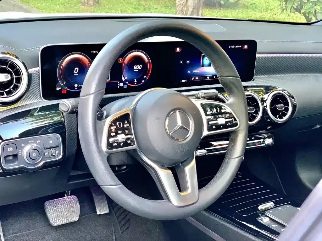 Mercedes-Benz A-Class 2021 из CN, фото 3