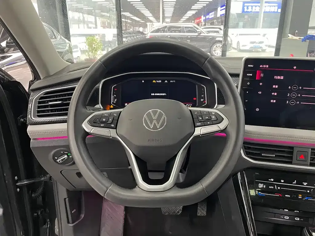 Volkswagen Tayron — фото 5